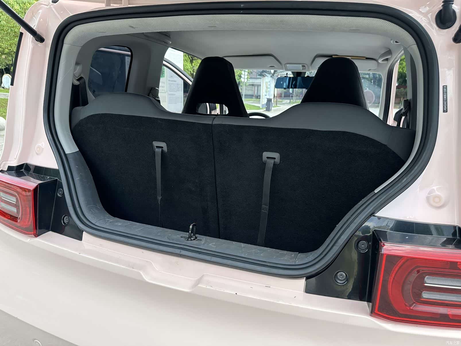 Wuling MINIEV, 2021 13