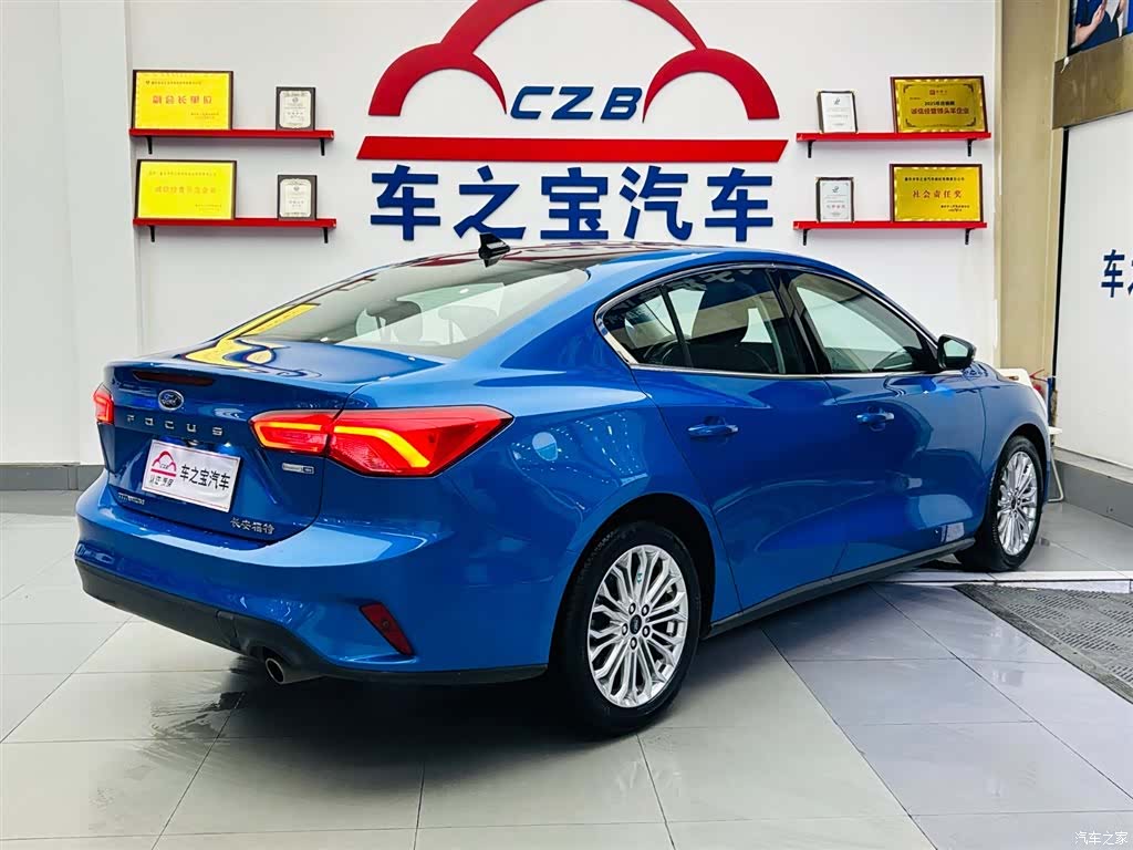 Ford Focus, 2019 все фото
