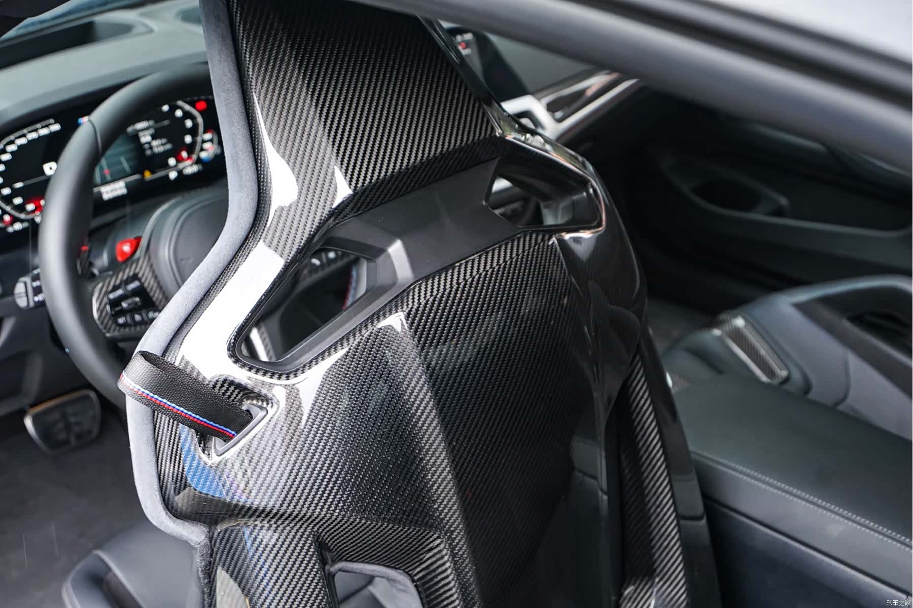 BMW M4, 2023 9