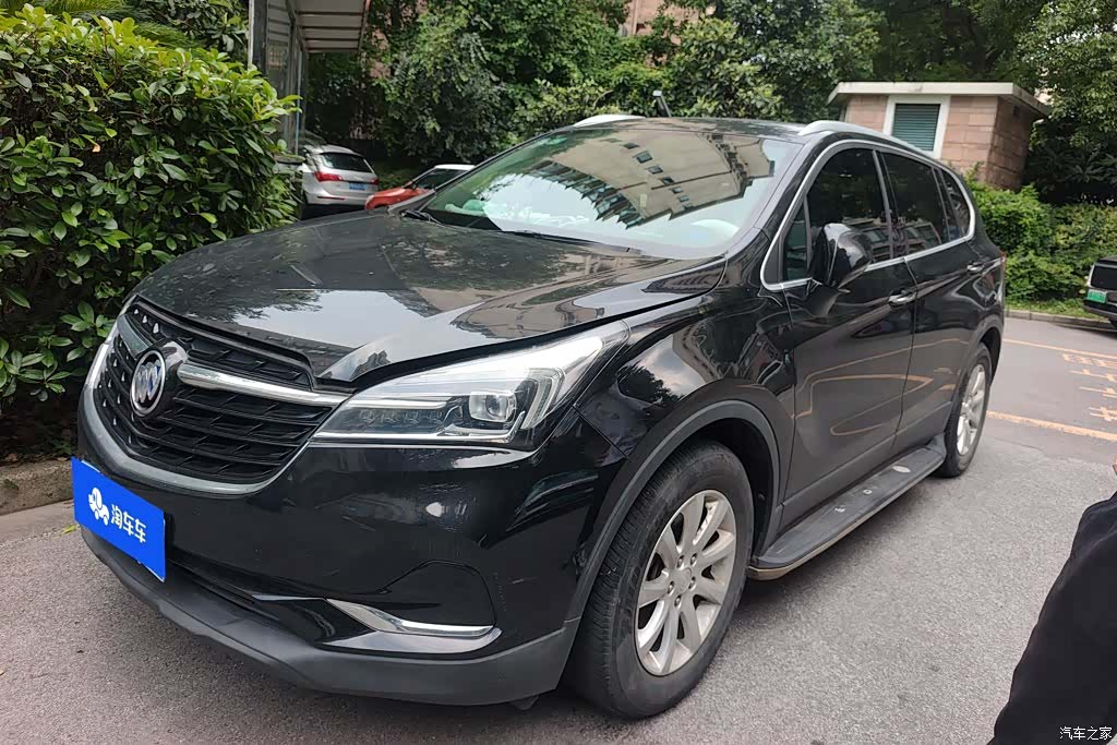 Buick Envision Plus, 2021 1