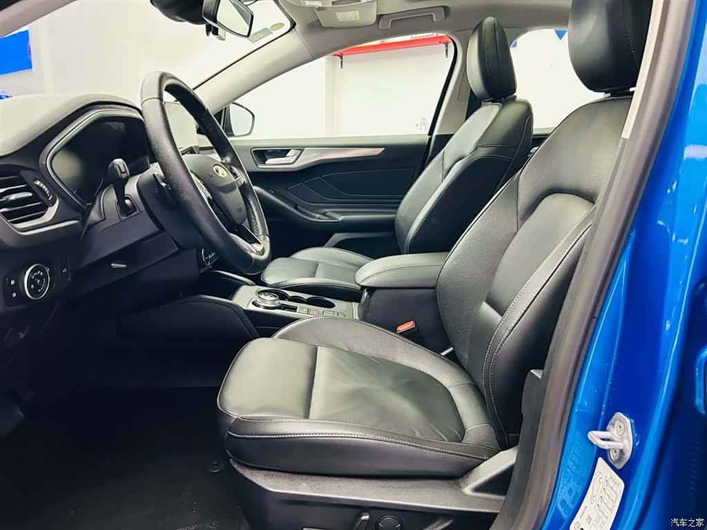 Ford Focus, 2019 19