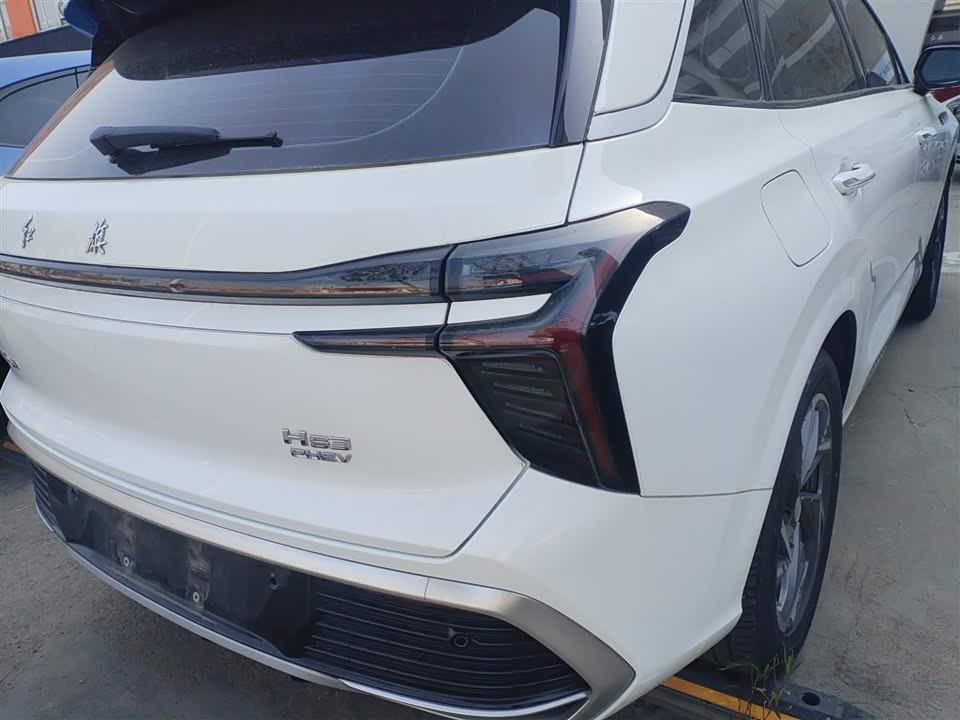 Hongqi HS3 PHEV