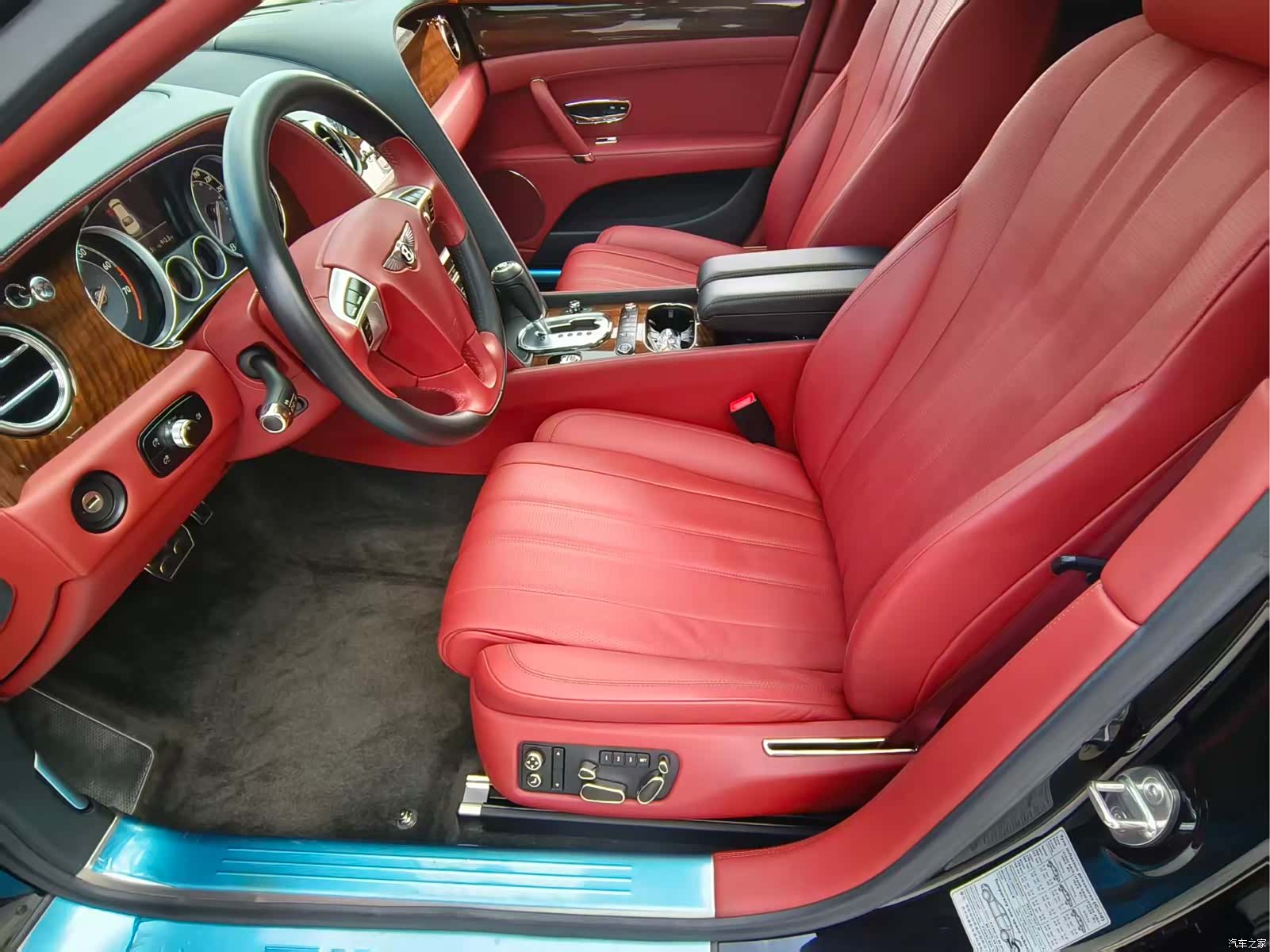 Bentley Flying Spur, 2015 7