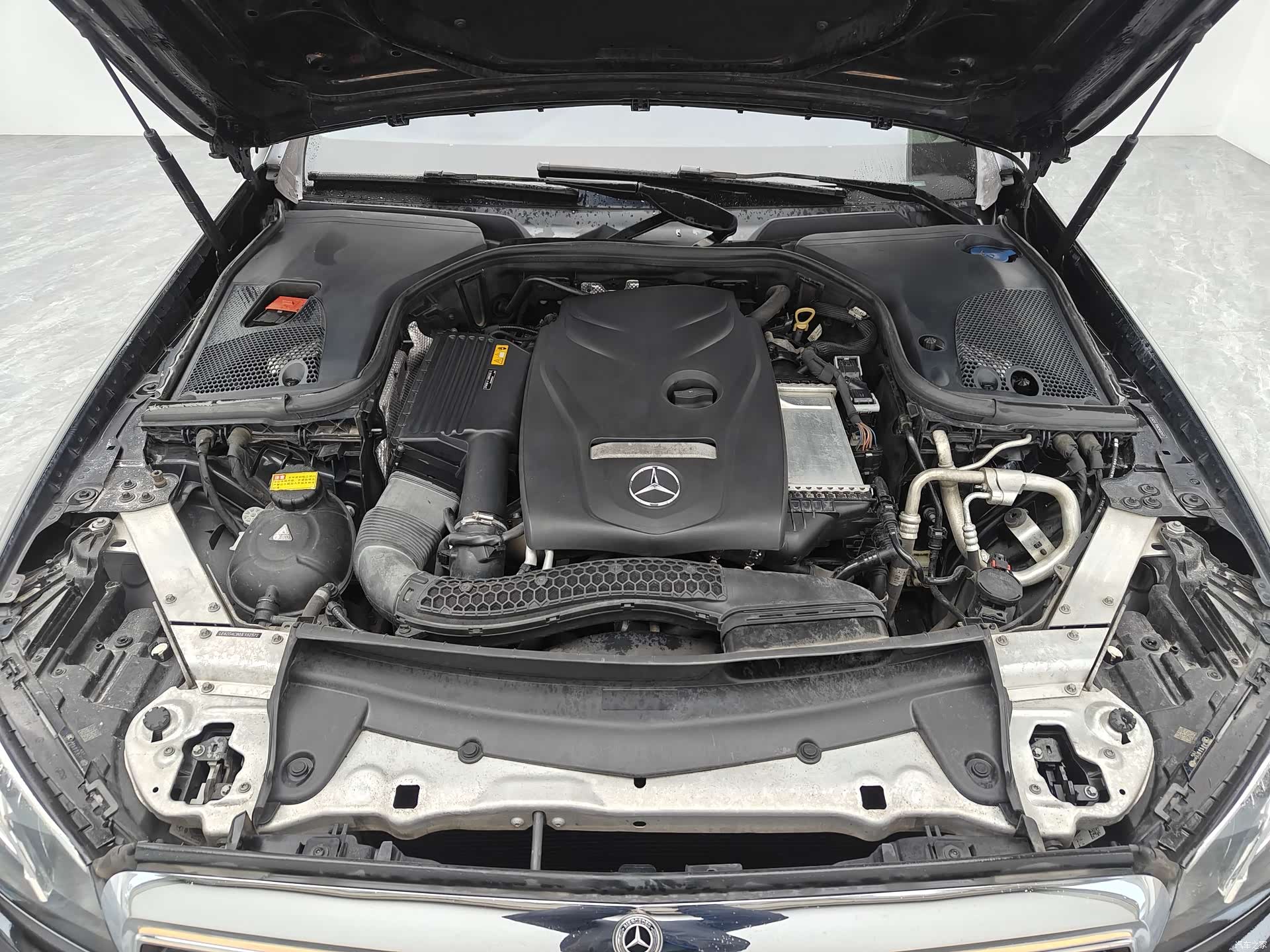 Mercedes-Benz E-Class, 2018 20