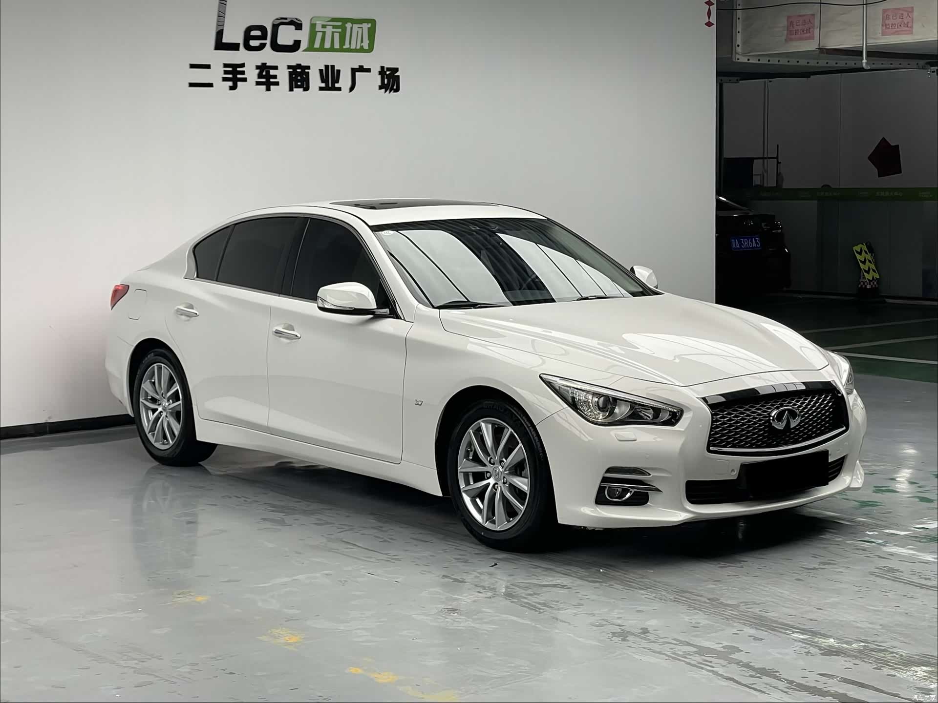 Infiniti Q50, 2016 3