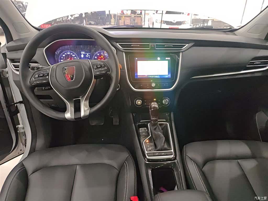Roewe RX3, 2019 10