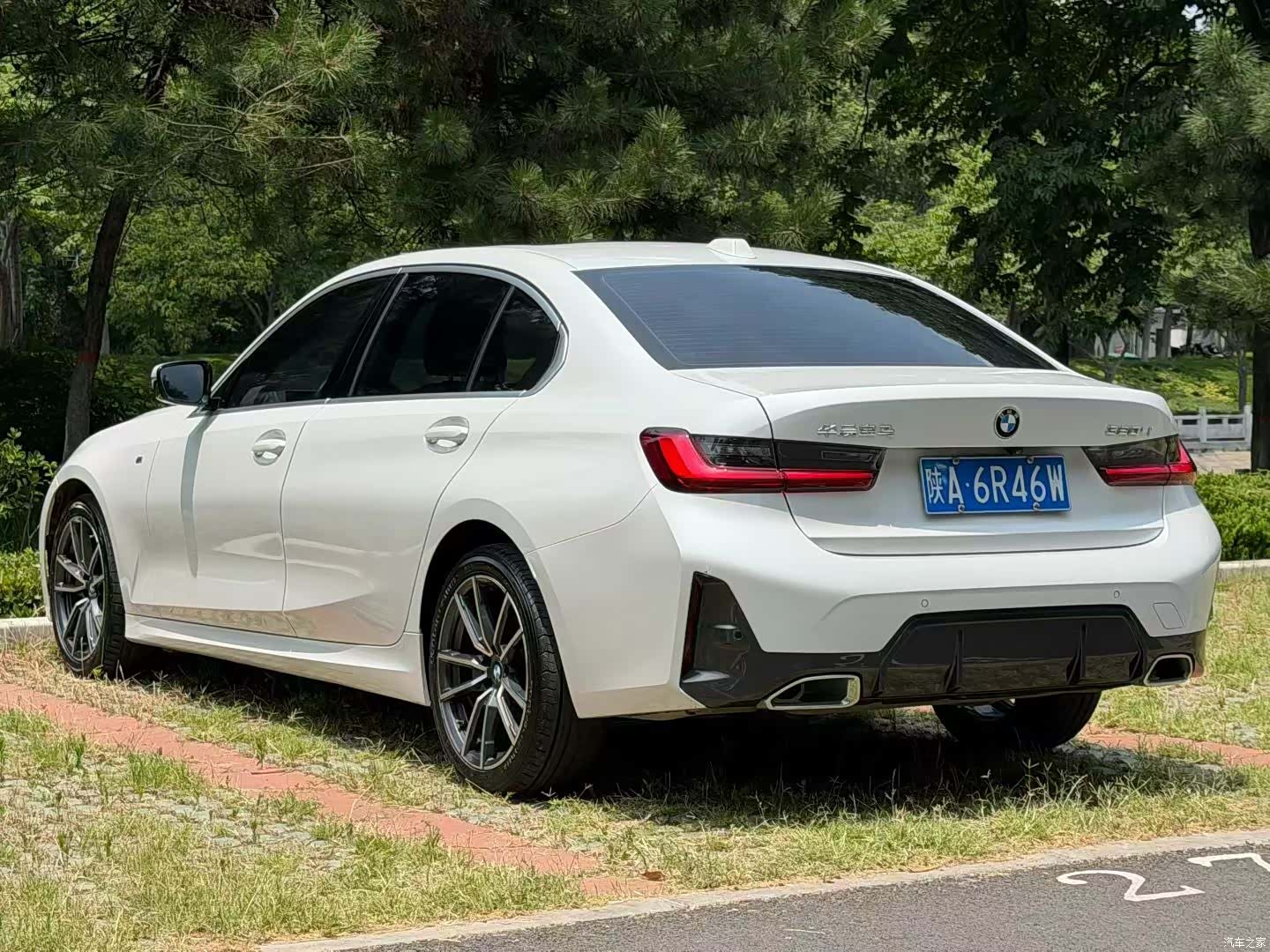 BMW 3 Series, 2023 7