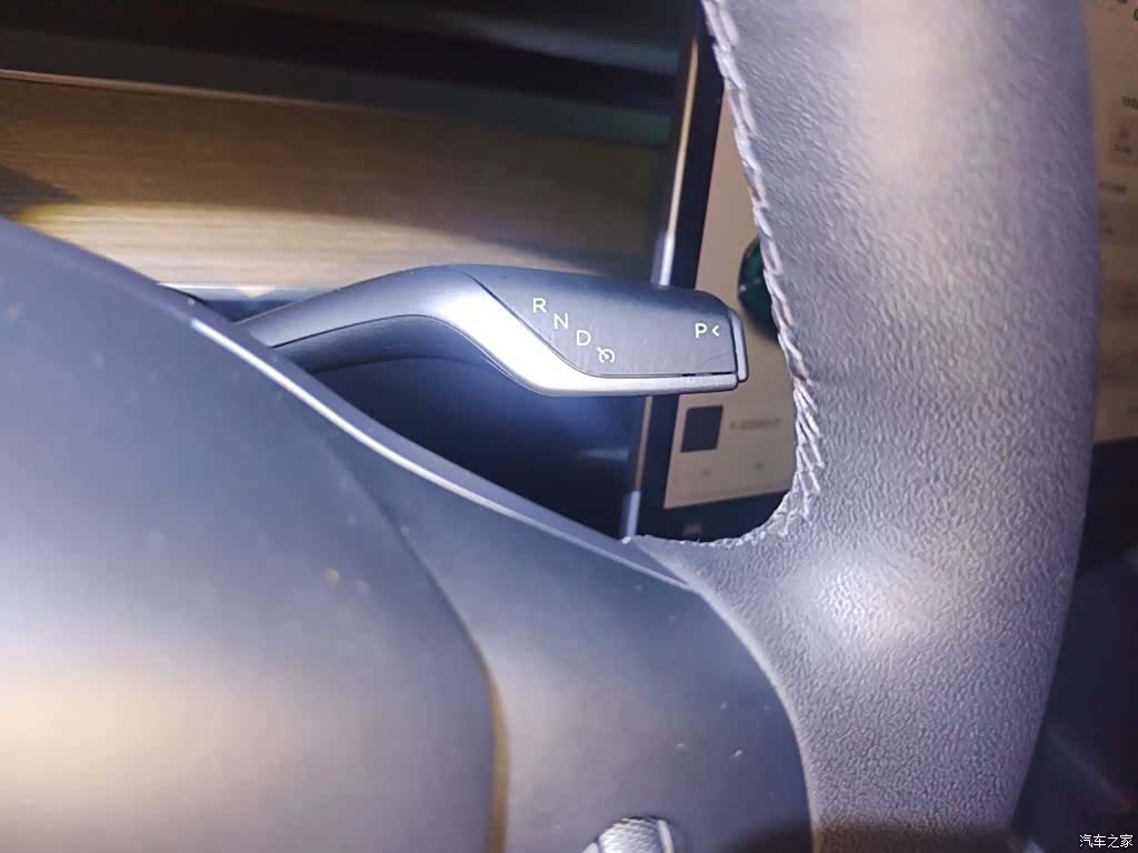 Tesla Model Y, 2021 7