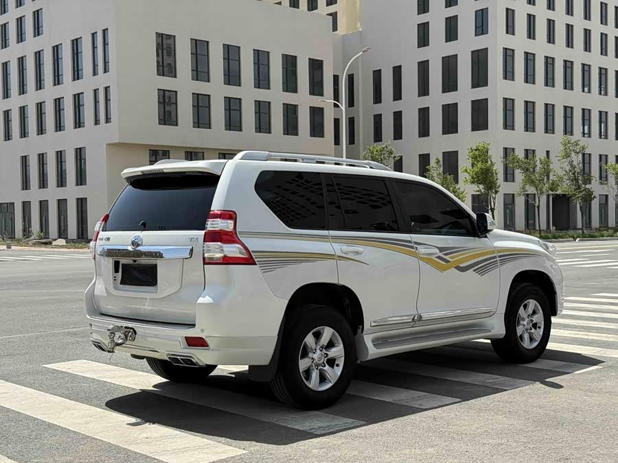 Toyota Prado 2017, фото 7