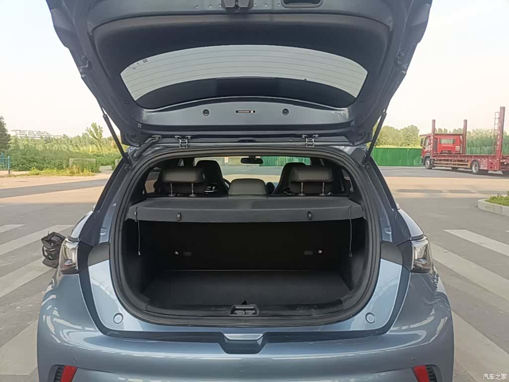 BYD Dolphin, 2025 12