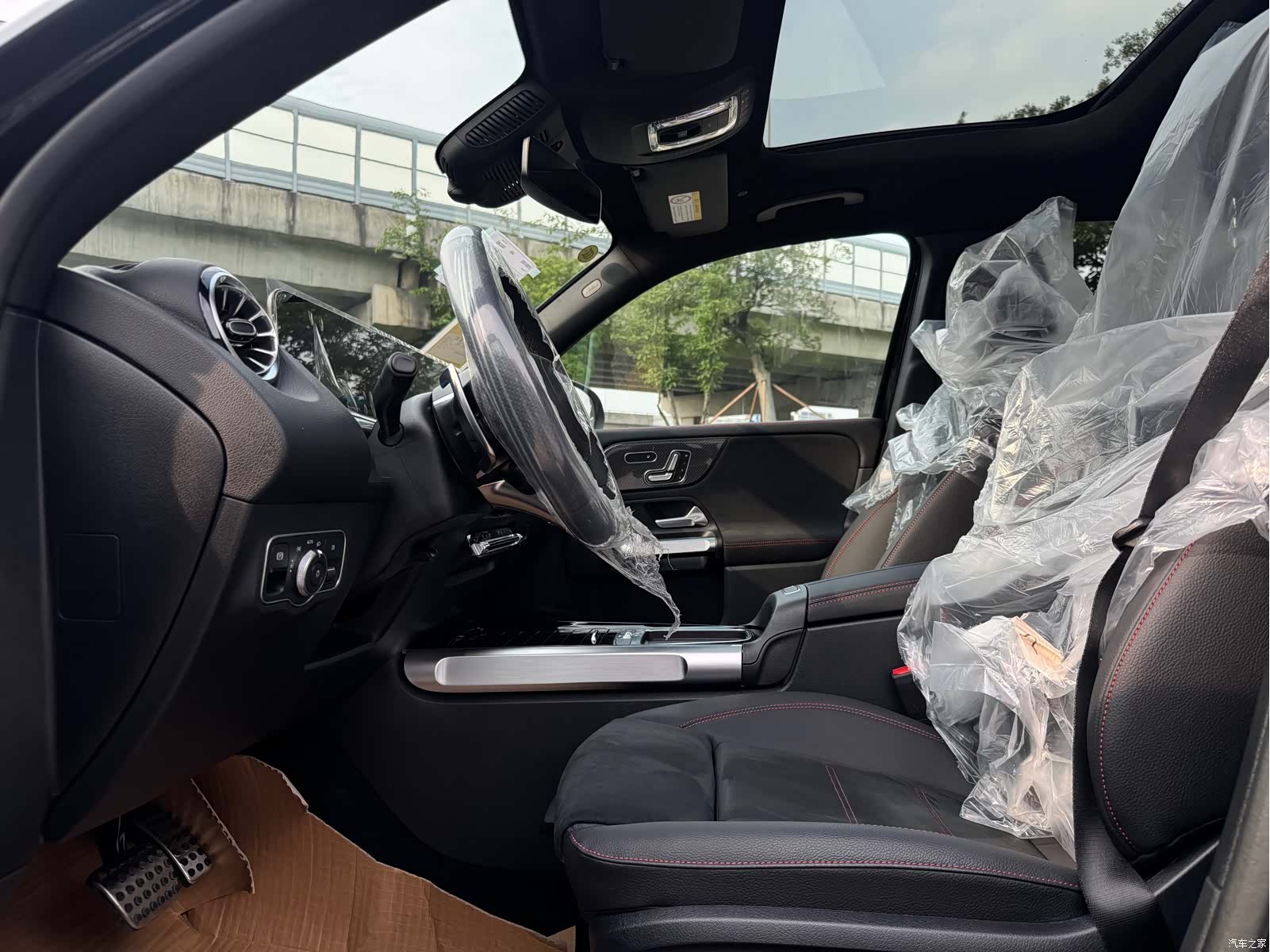 Mercedes-Benz GLB, 2026 6