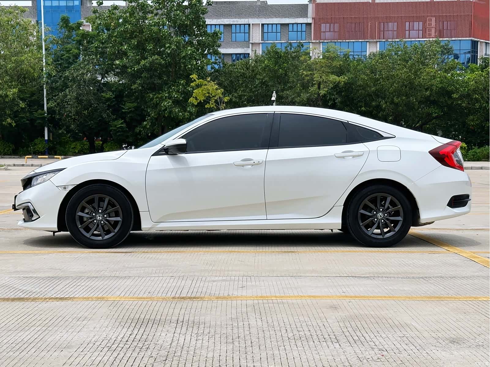Honda Civic, 2019 17