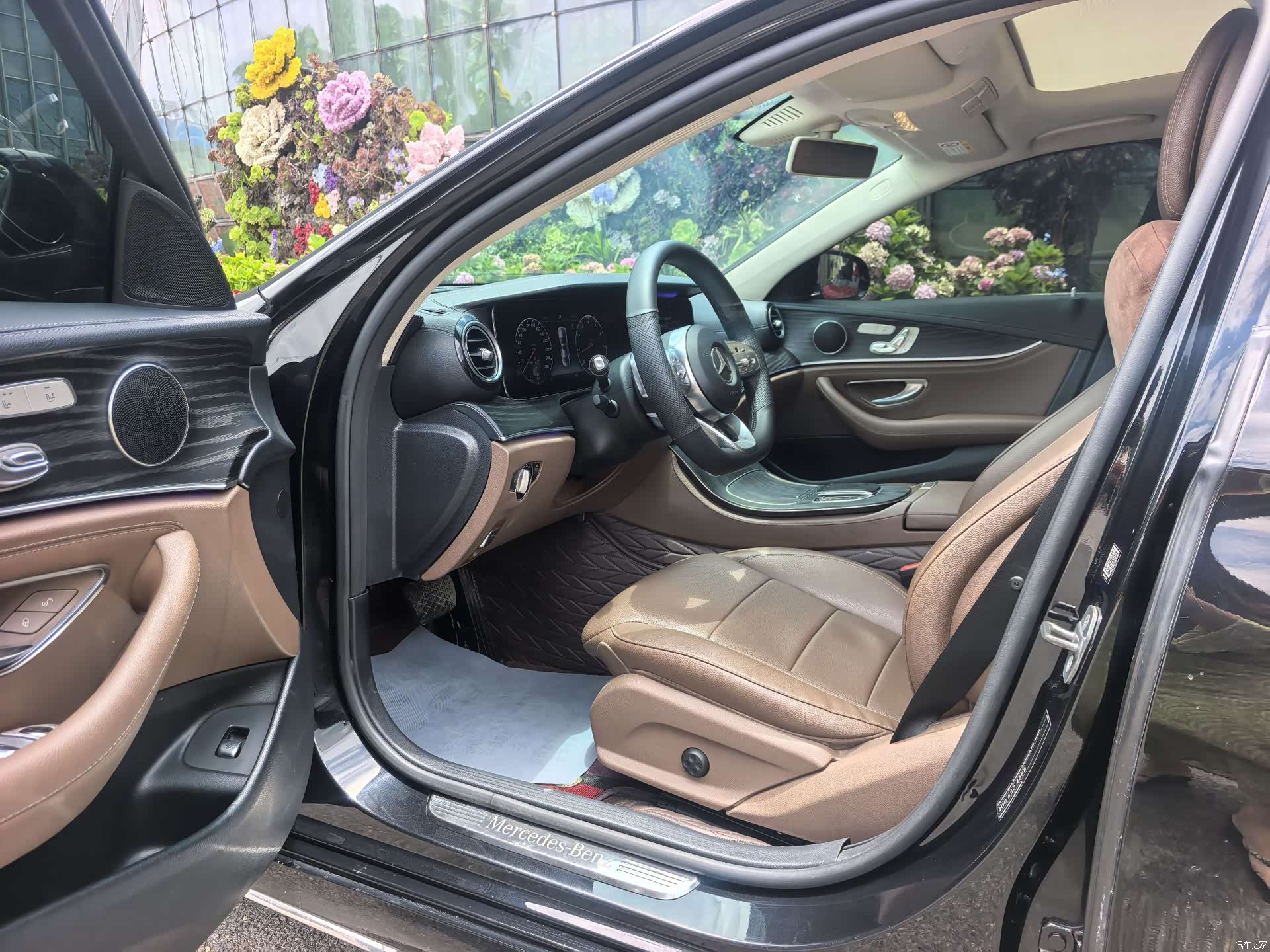 Mercedes-Benz E-Class, 2019 4