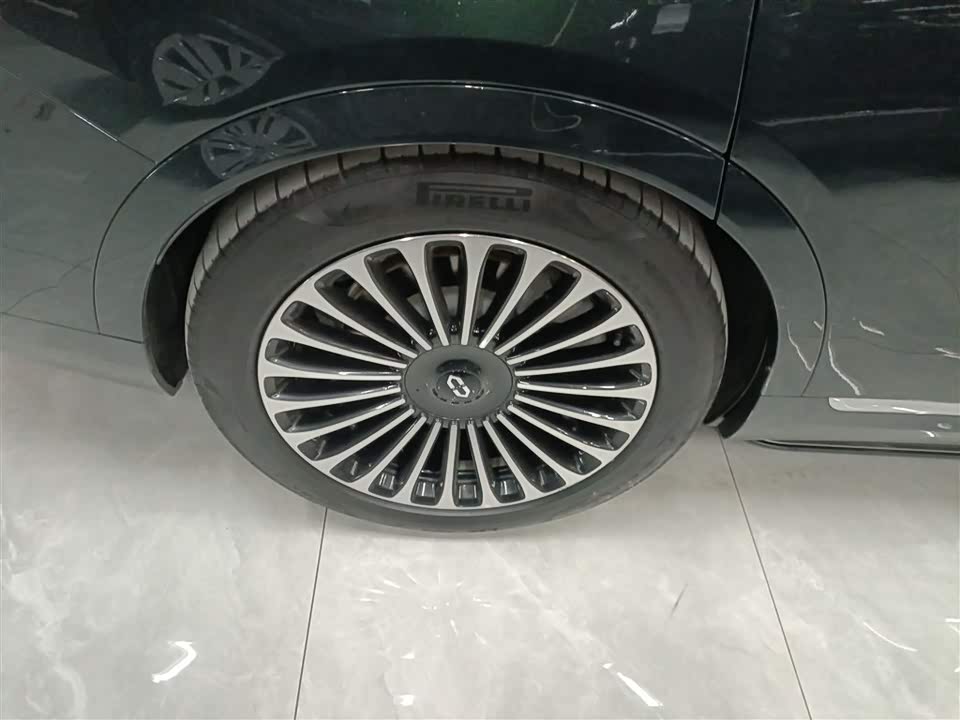 AITO Ask the world M9