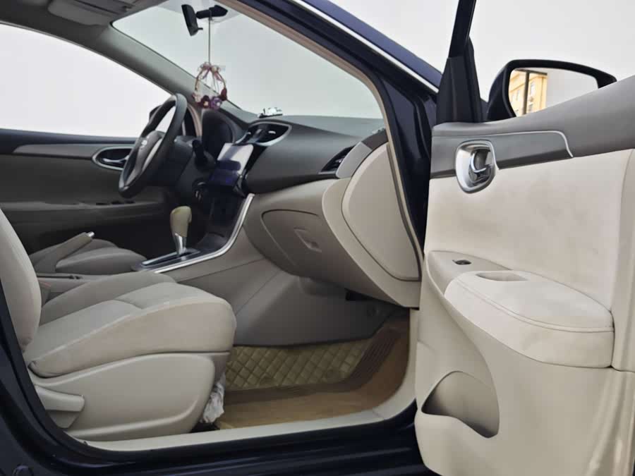 Nissan Sylphy 2013, фото 21
