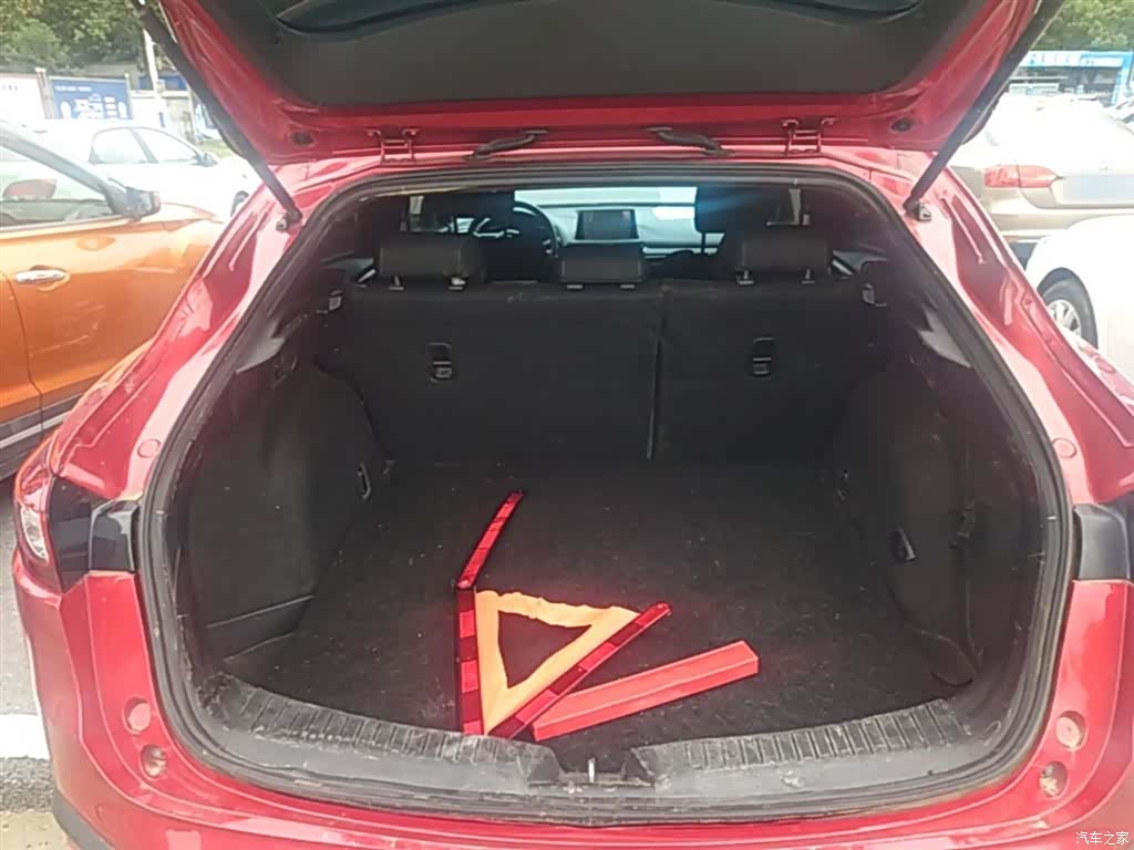 Mazda CX-4, 2019 19