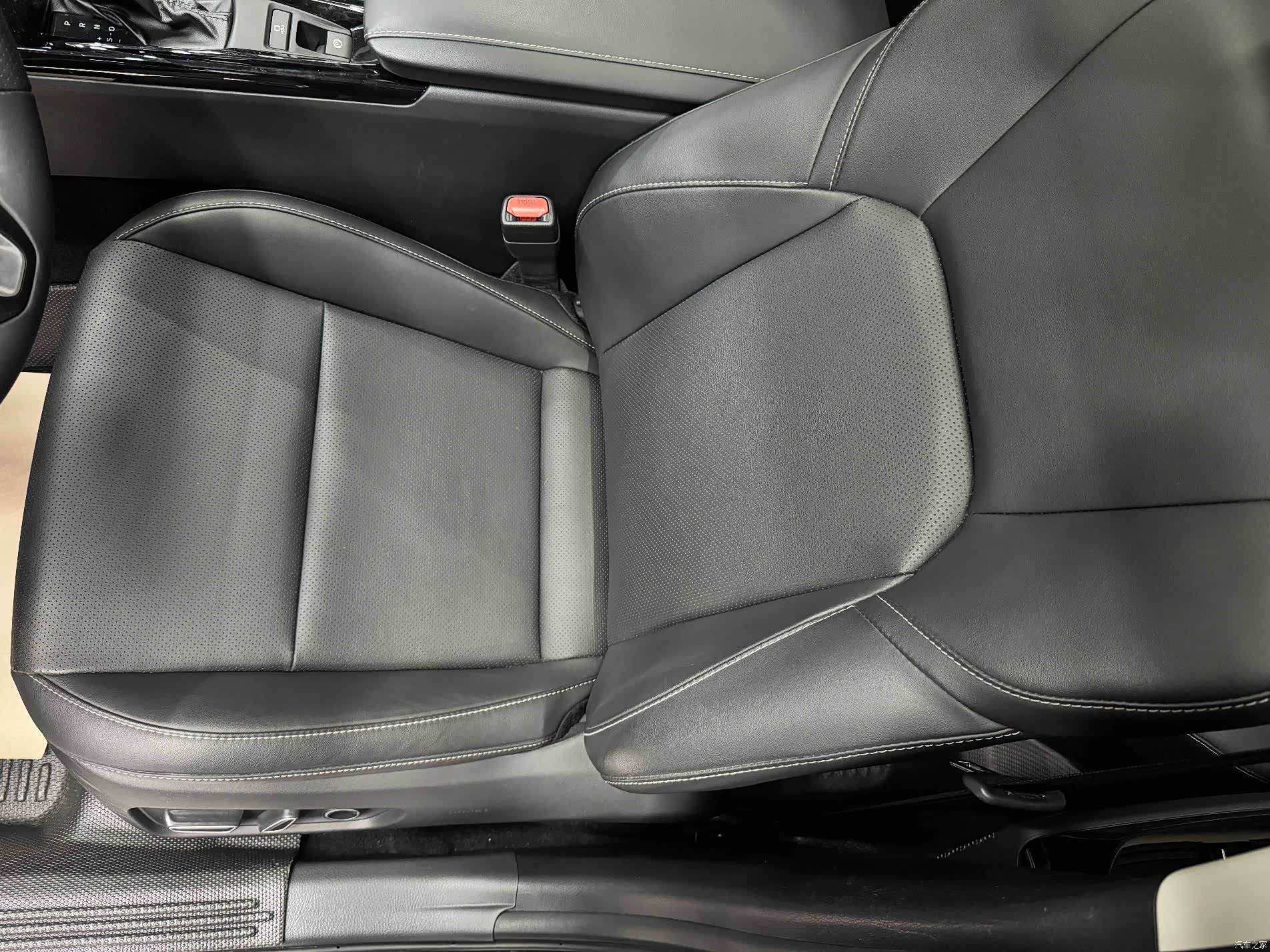 Toyota Camry, 2024 16