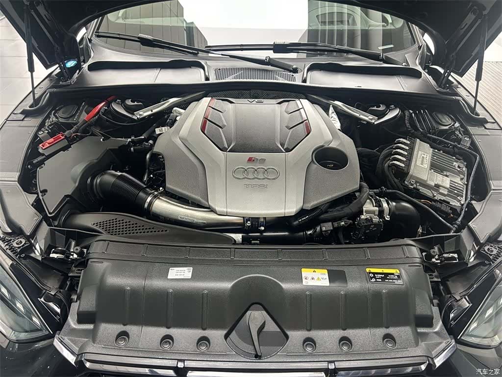 Audi RS, 2024 8
