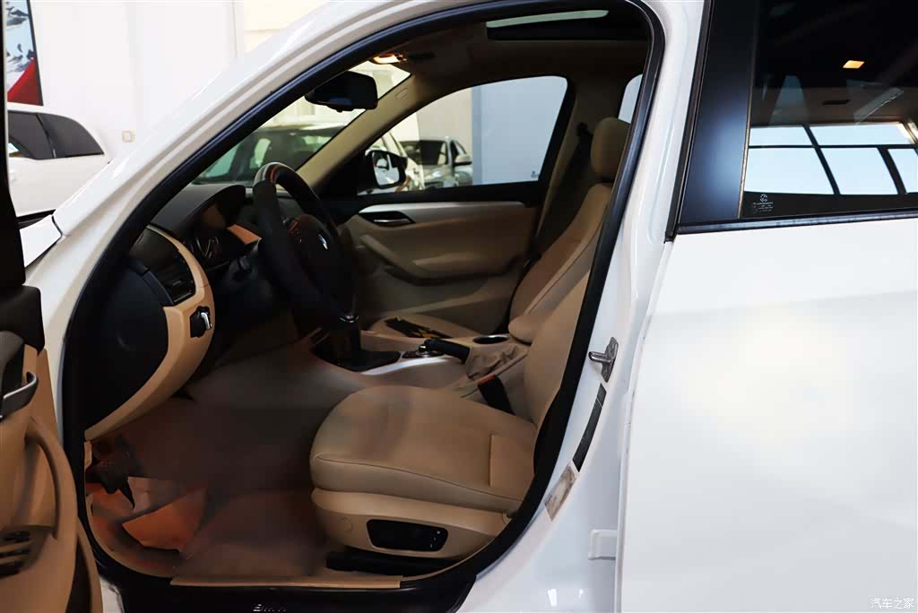 BMW X1, 2012 4