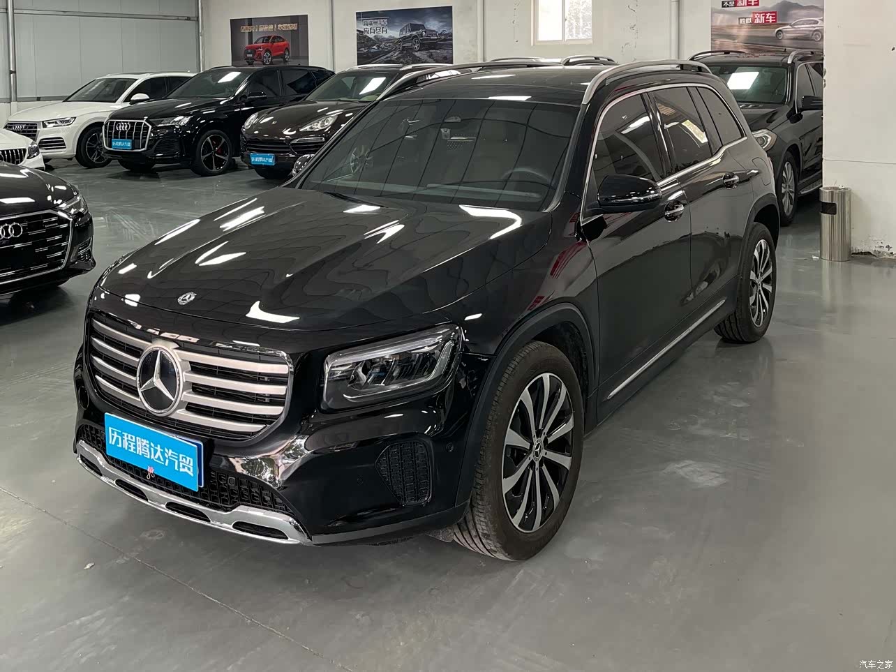 Mercedes-Benz GLB, 2025 1
