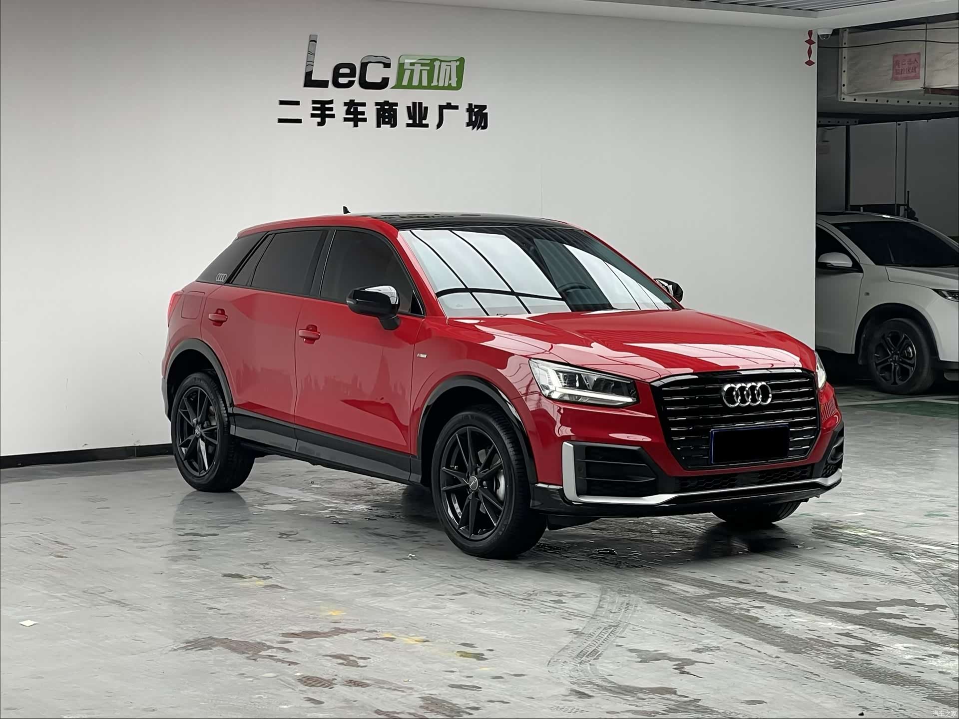 Audi Q2L, 2021 3