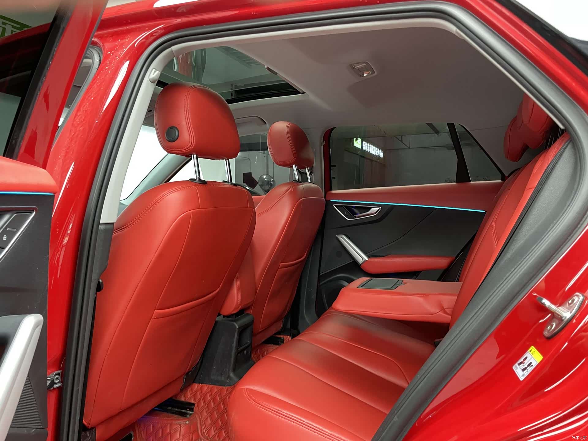 Audi Q2L, 2021 14