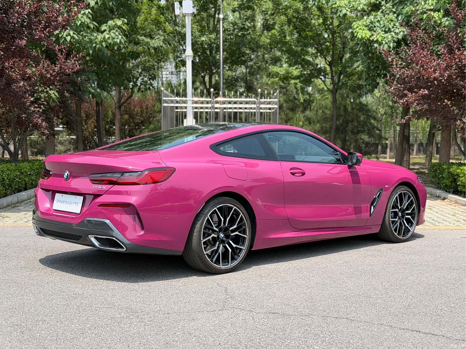 BMW 8 Series, 2025 4