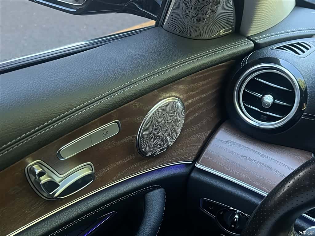 Mercedes-Benz E-Class, 2018 13