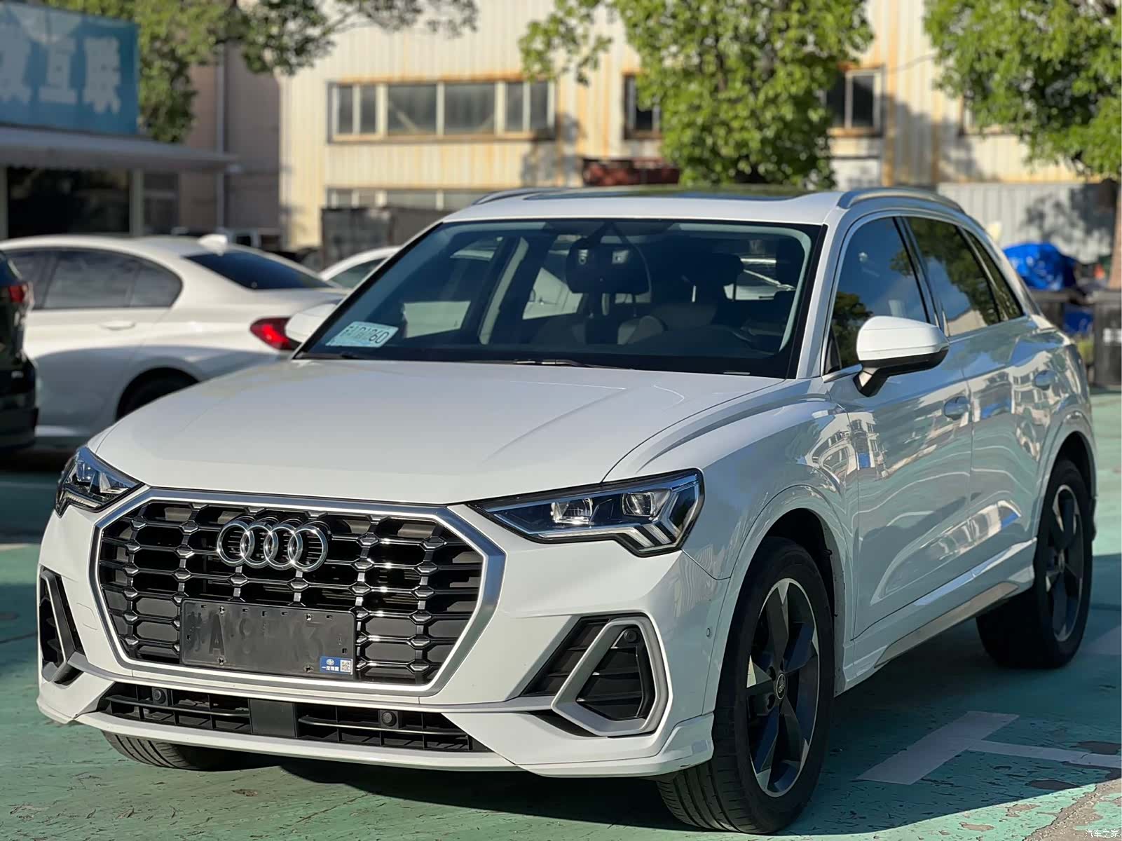 Audi Q3, 2022 1