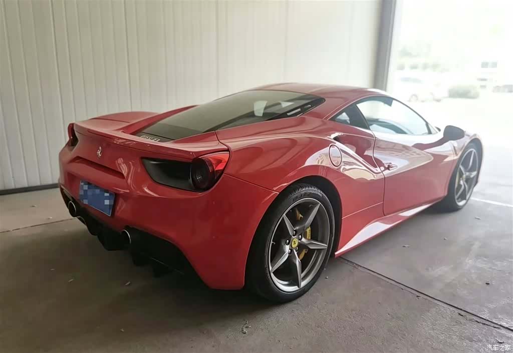 Ferrari 488, 2017 2