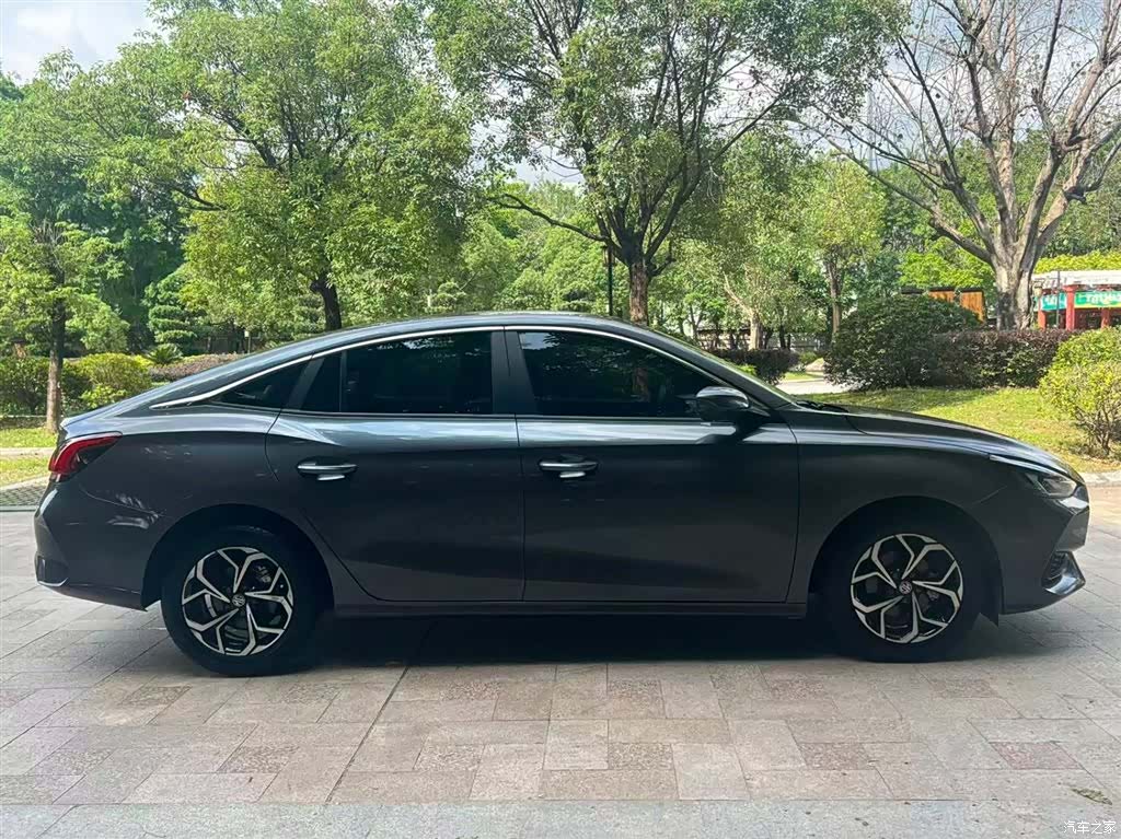 MG MG5, 2022 4