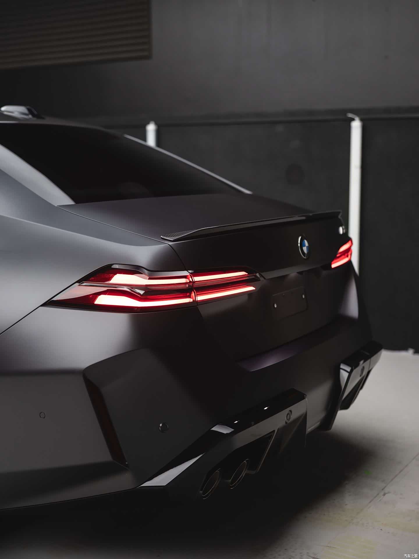 BMW M5, 2026 4