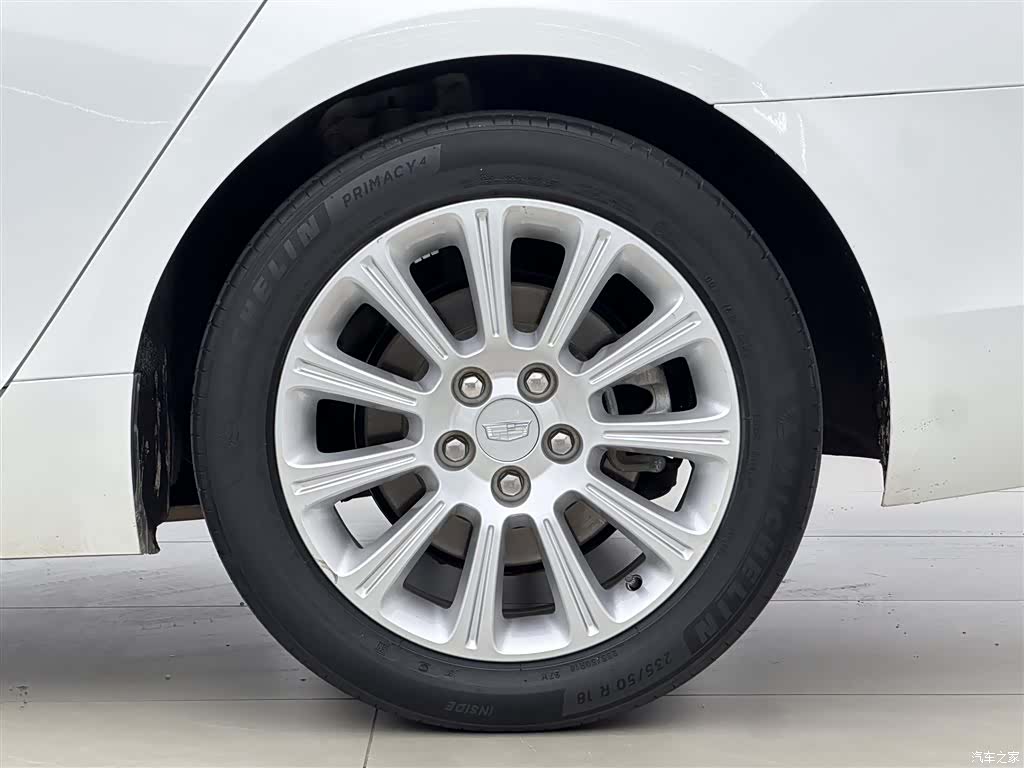 Cadillac XTS, 2017 16