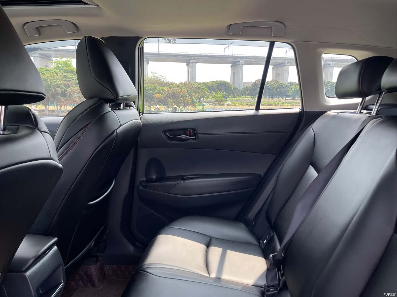 Toyota Frontlander, 2024 27