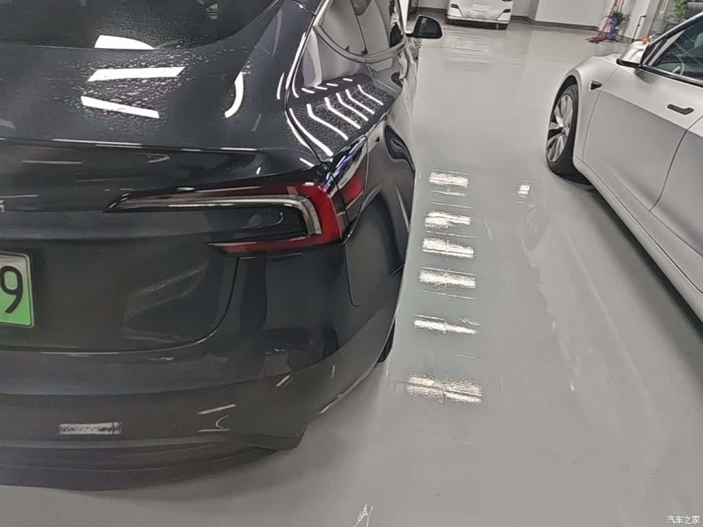 Tesla Model 3, 2024 8
