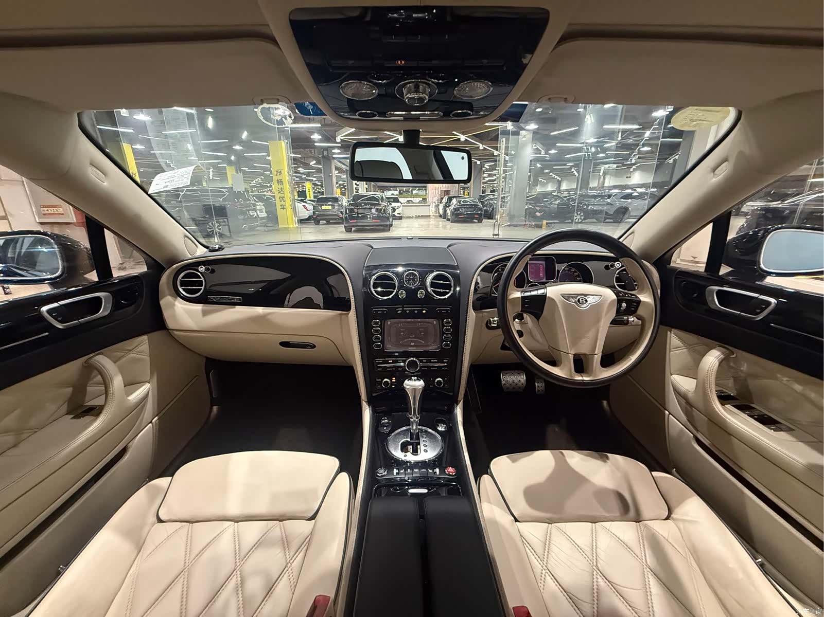 Bentley Flying Spur, 2010 7