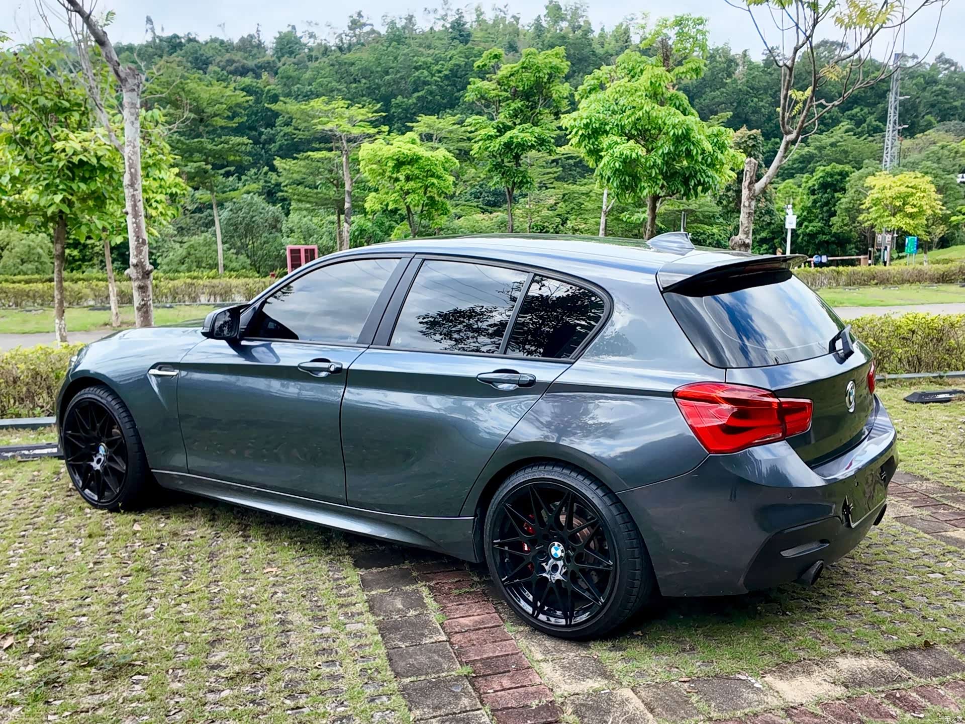 BMW 1 Series, 2012 11