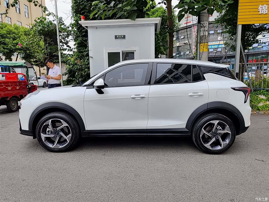 Lynk & Co 02, 2024 3
