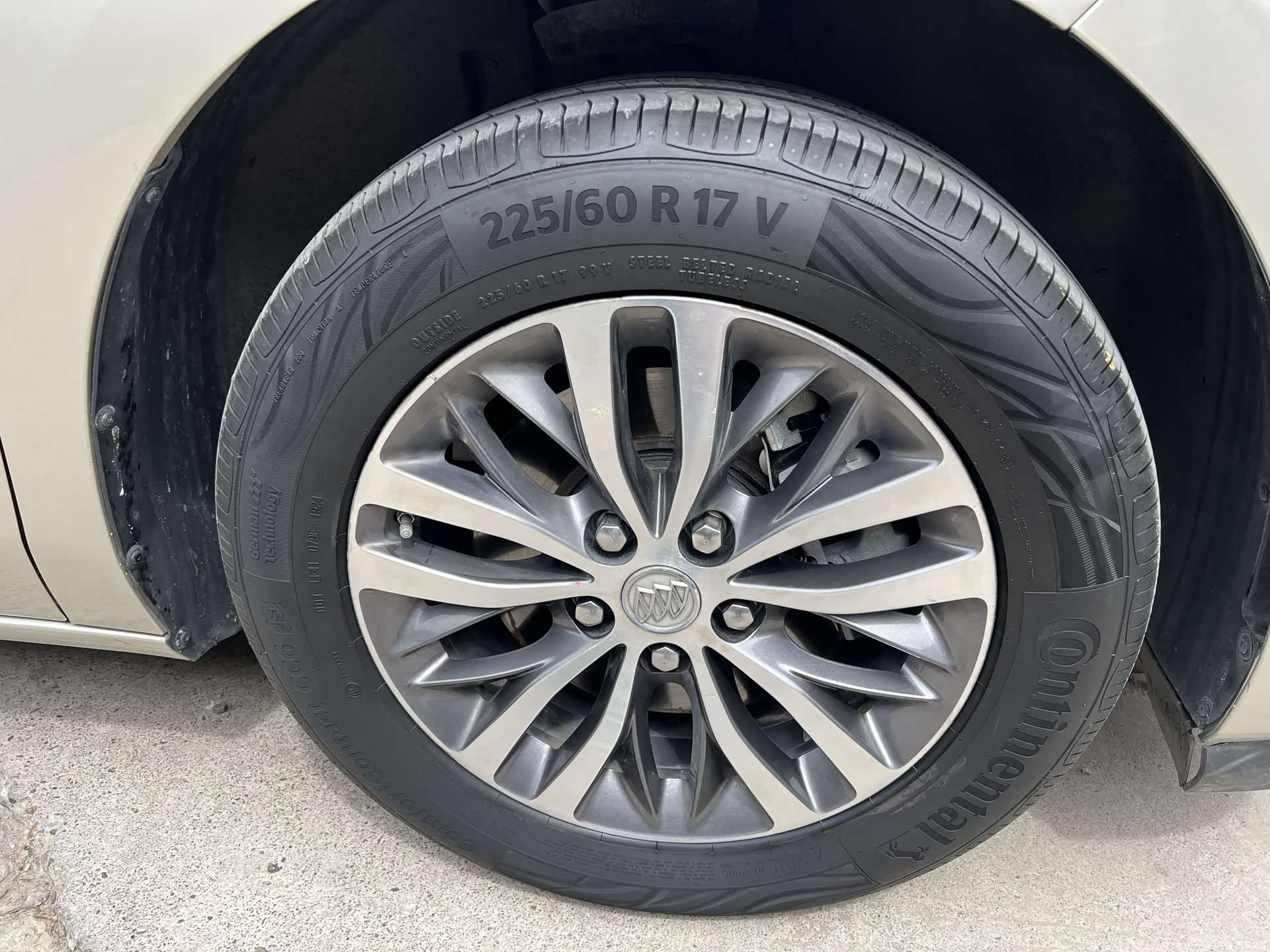 Buick GL8, 2020 13