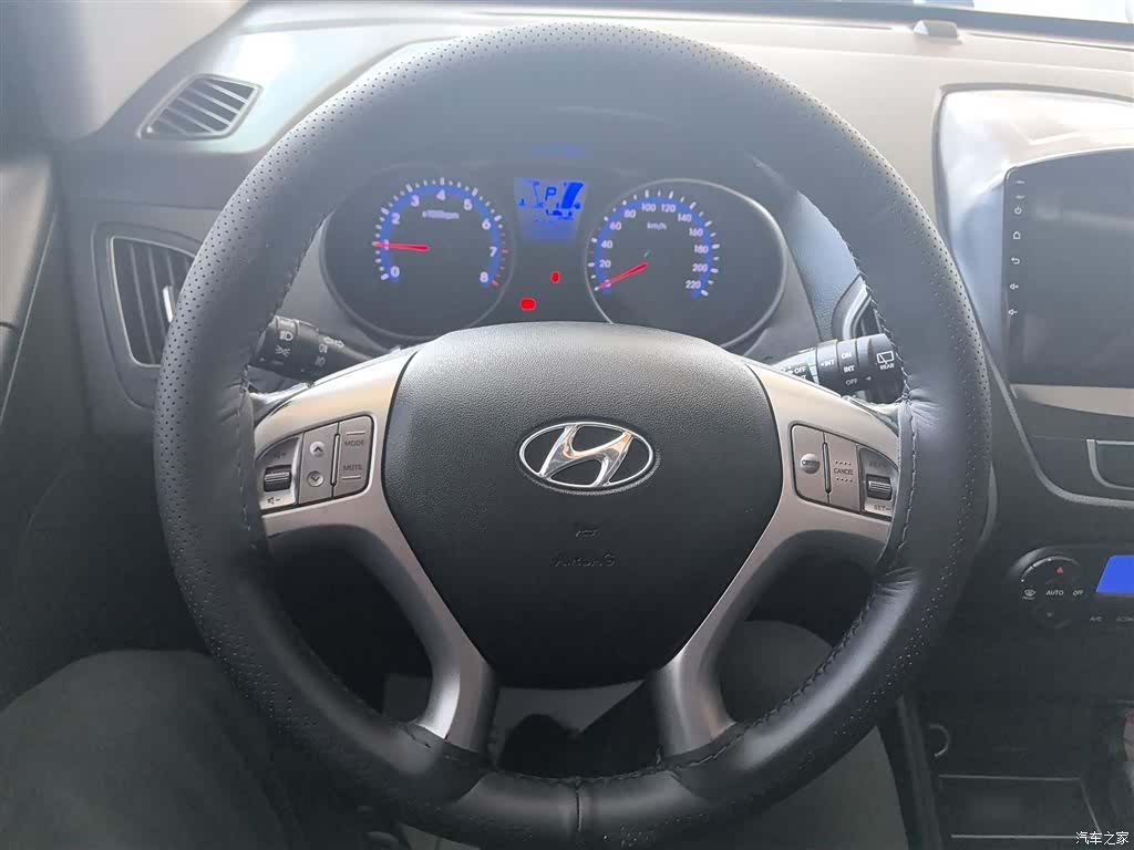 Hyundai ix35, 2015 11