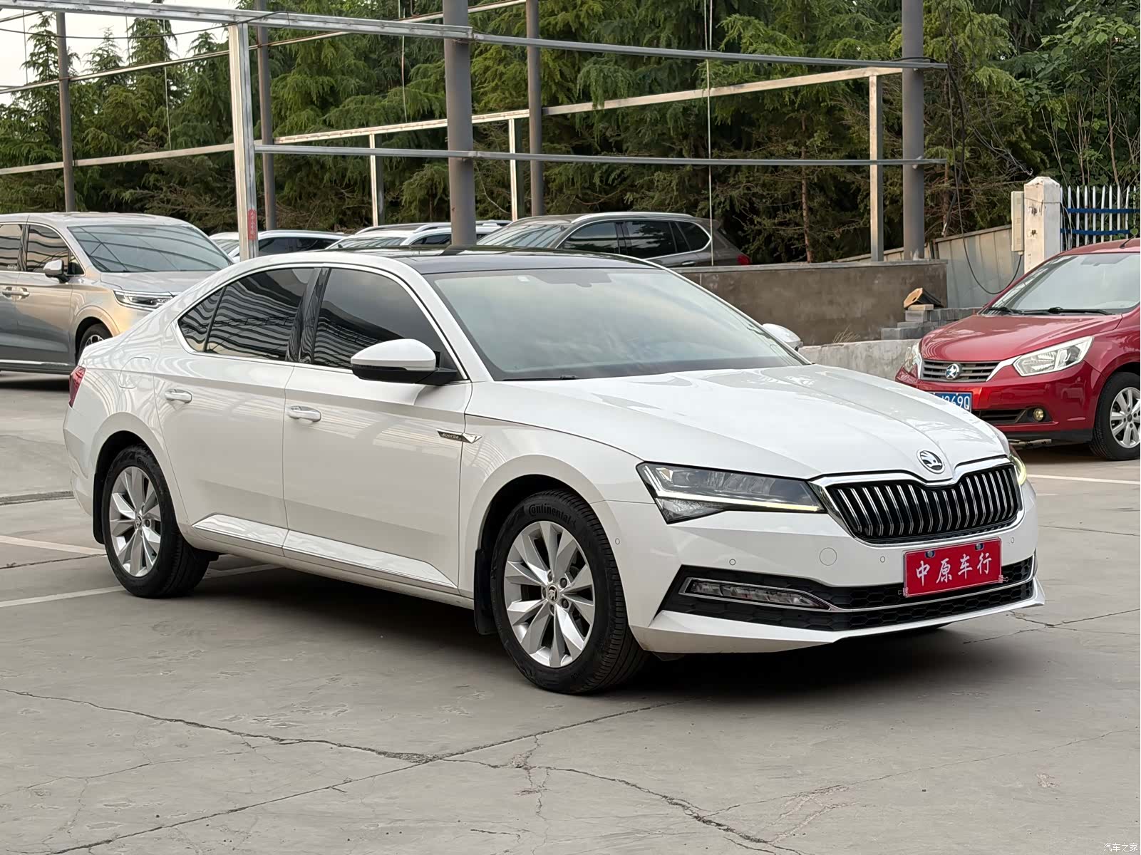 Skoda Superb, 2021 3