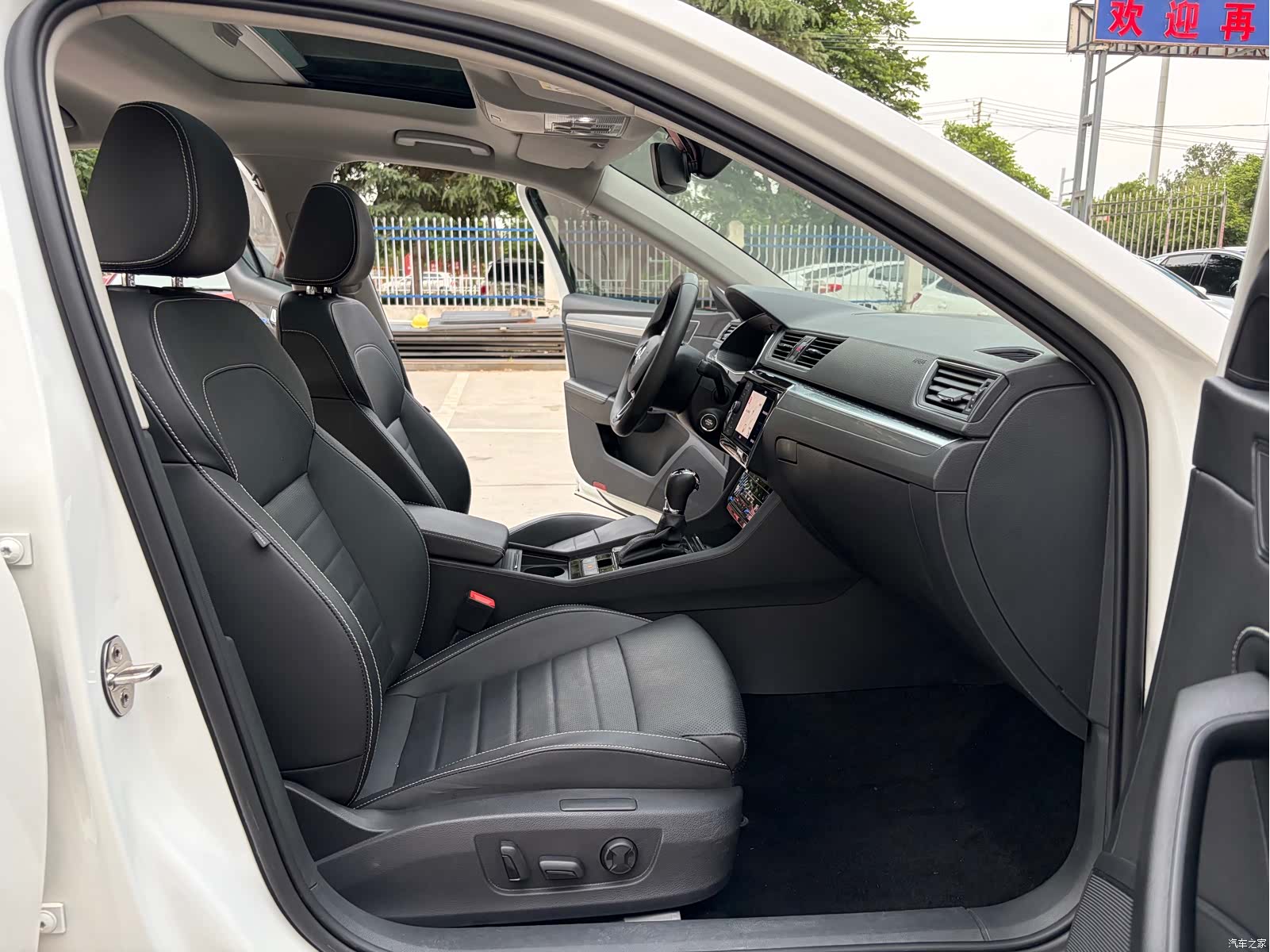 Skoda Superb, 2021 6