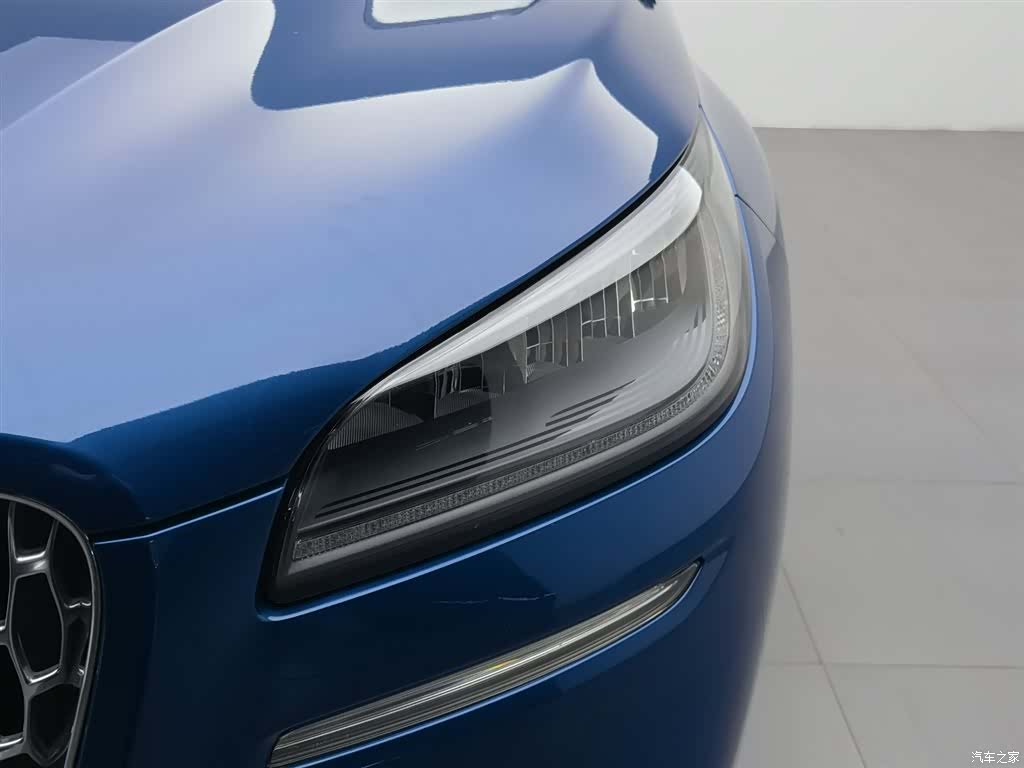 Lincoln Corsair, 2020 7