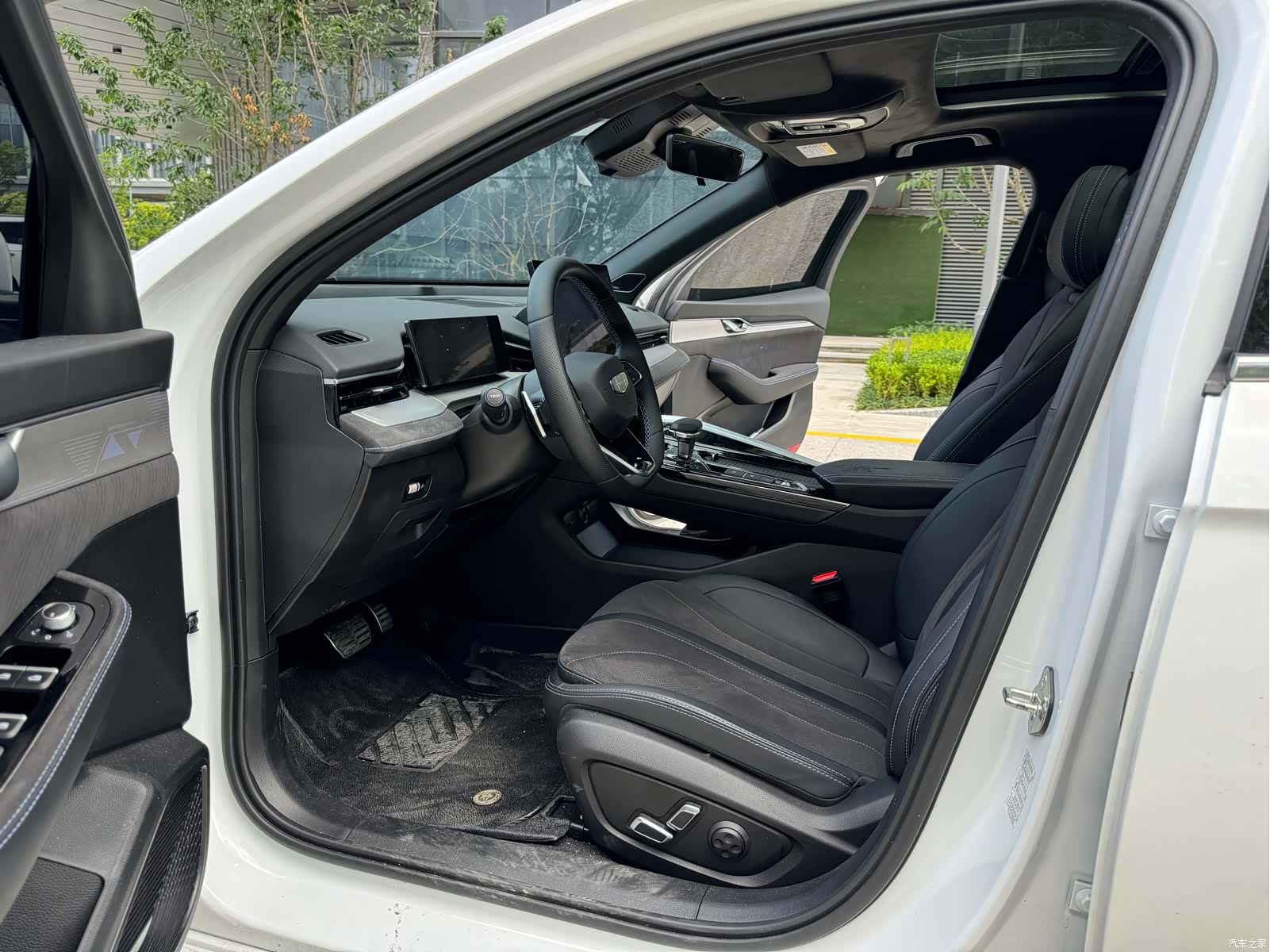Geely Preface, 2025 4