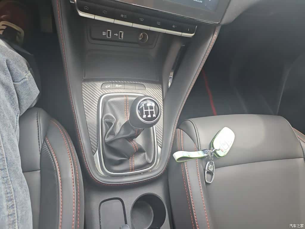 MG ZS, 2023 10