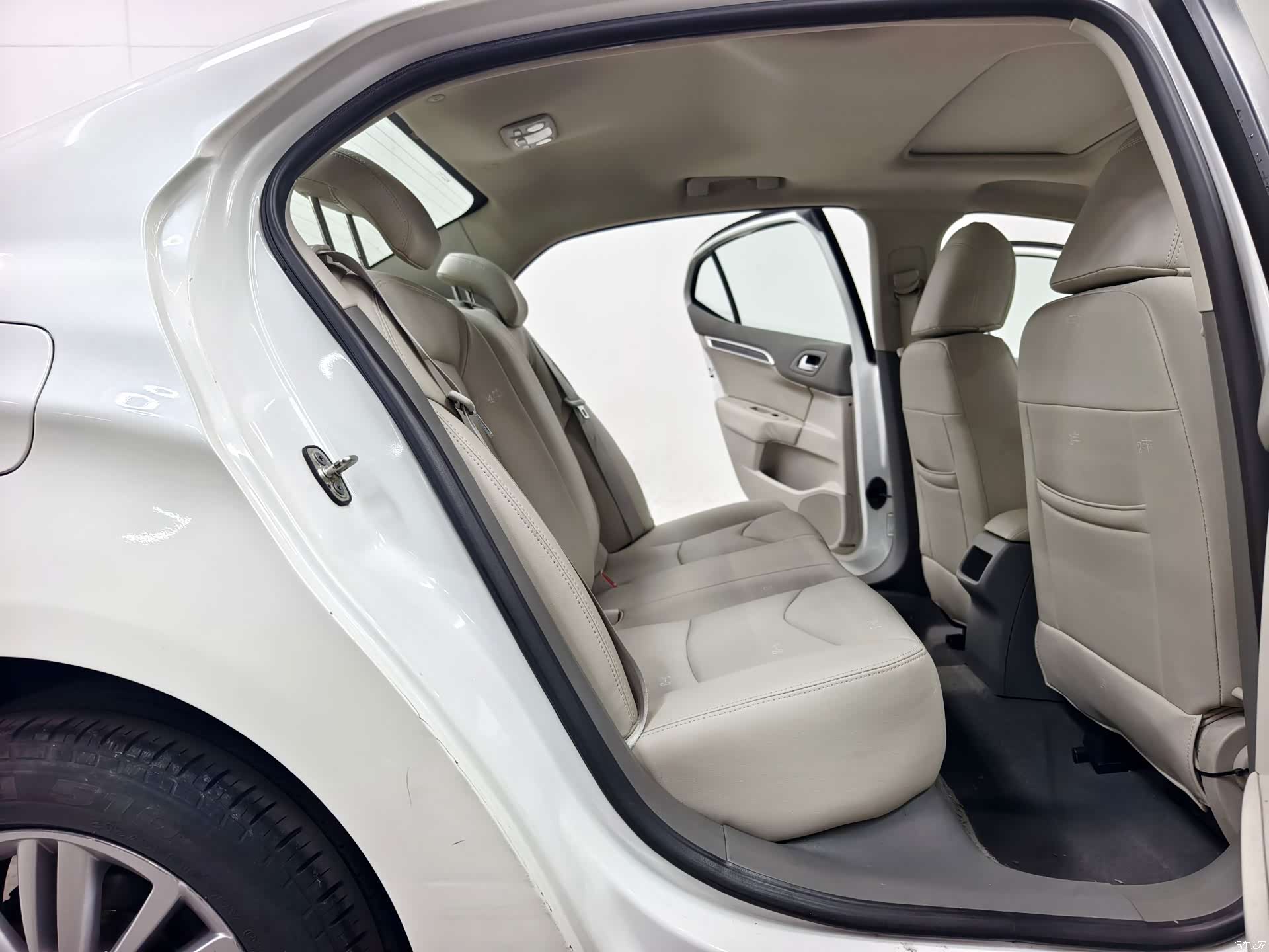 Citroen C4, 2013 16