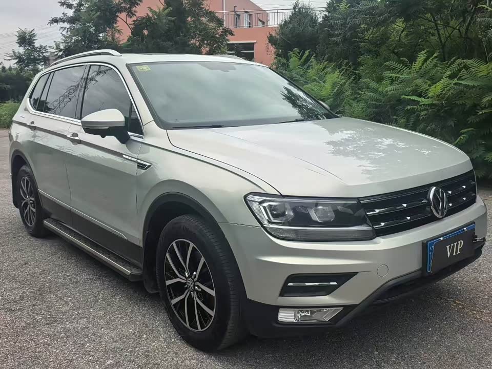 Volkswagen Tiguan L Volkswagen Tiguan L