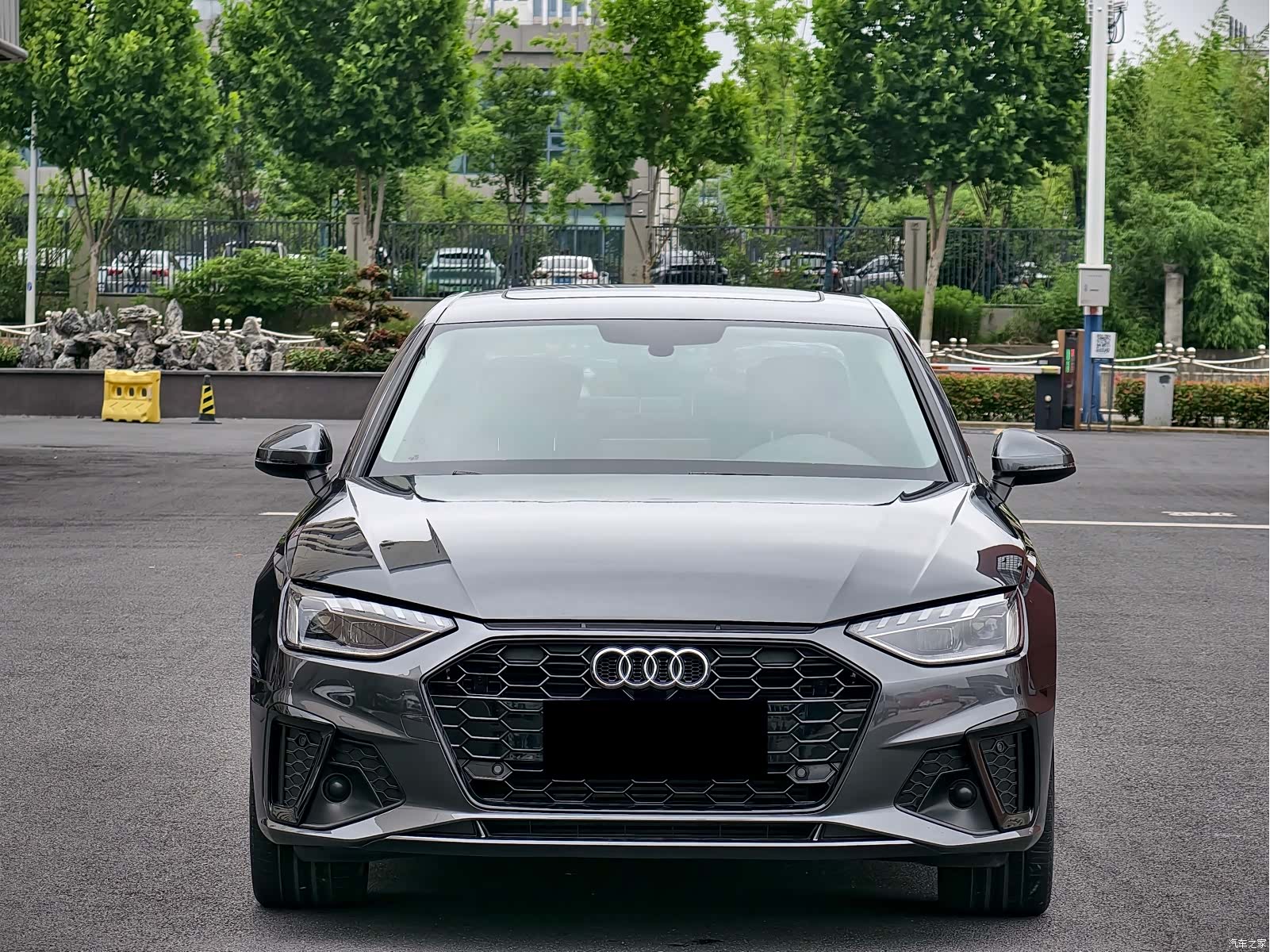 Audi A4L, 2021 1