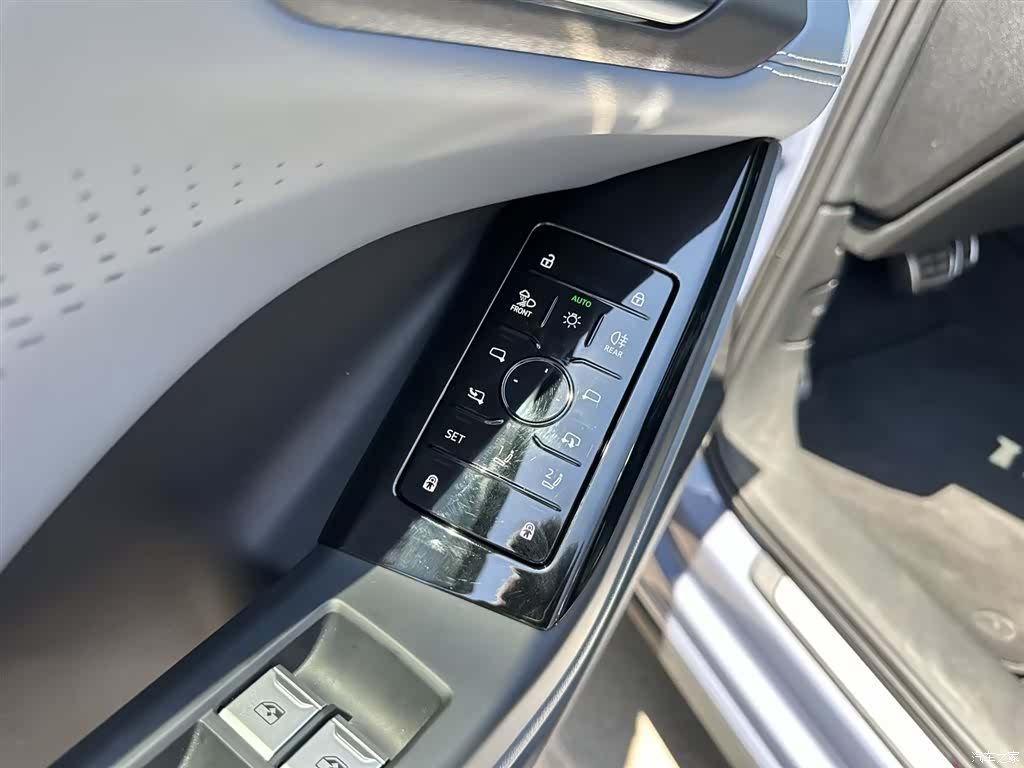 Audi e-tron, 2025 12