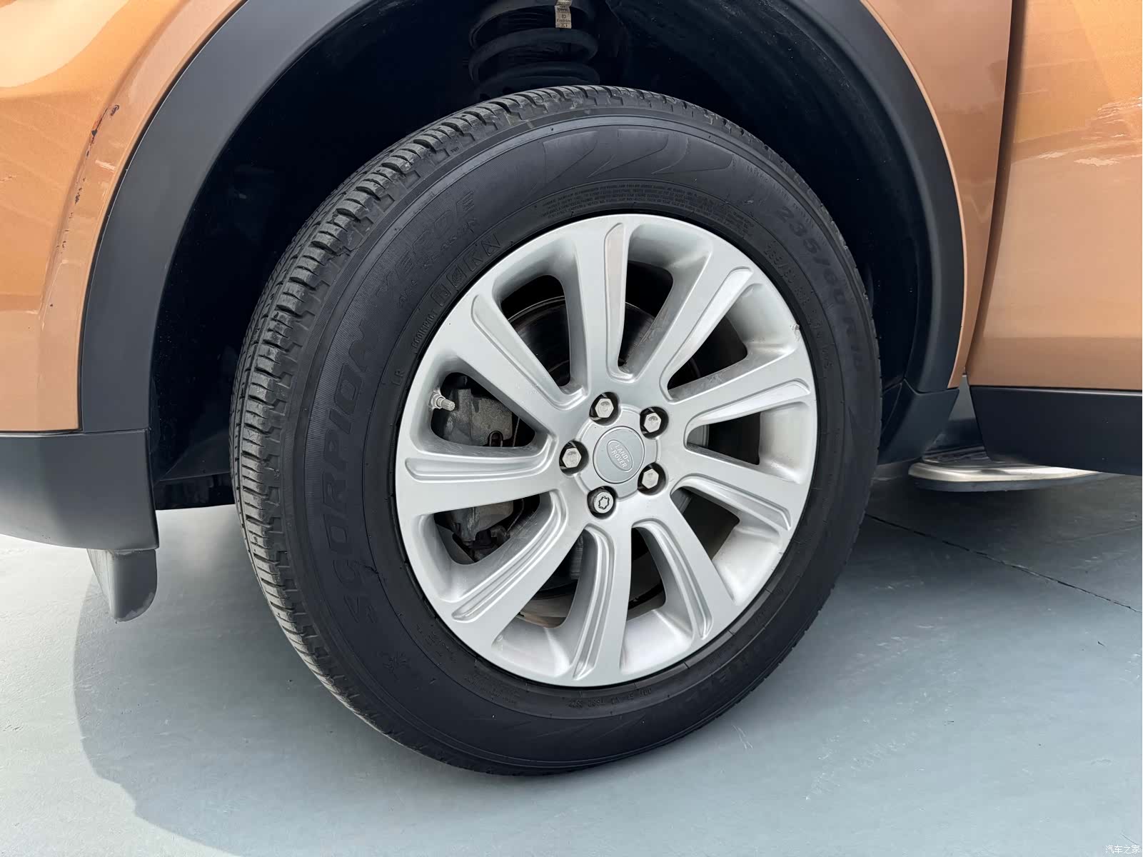 Land Rover Discovery, 2017 16